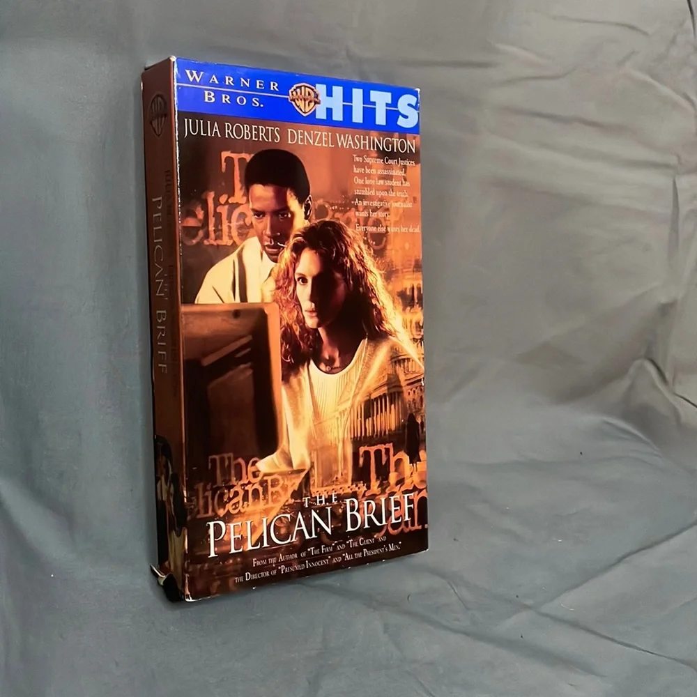 The Pelican Brief VHS Tape